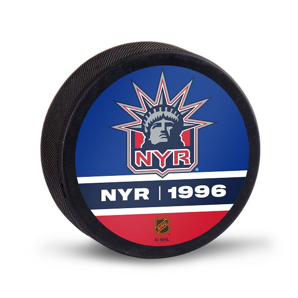 NY Rangers Hockey Puck Collection - NEW YORK RANGERS ACRYLIC JF SPORTS  AUTOGRAPH SOUVENIR PUCK